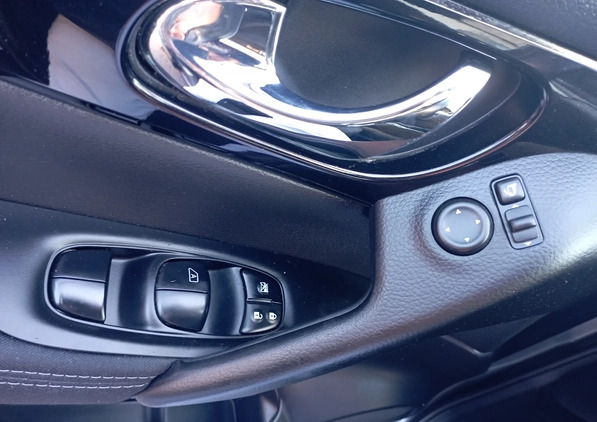 Nissan Qashqai cena 46900 przebieg: 120000, rok produkcji 2014 z Wieluń małe 232